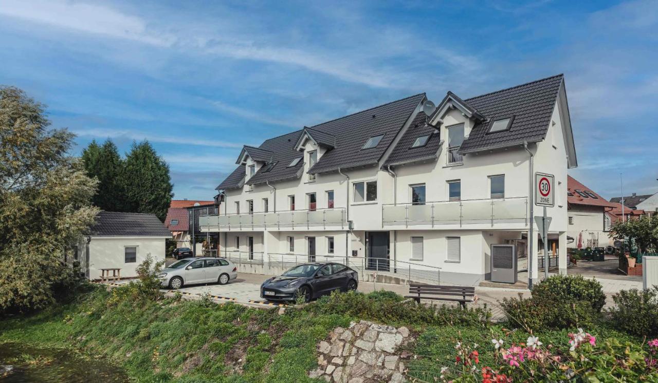 Ferienwohnungen Und Boardinghouse Heimbach In Renchen Bagian luar foto