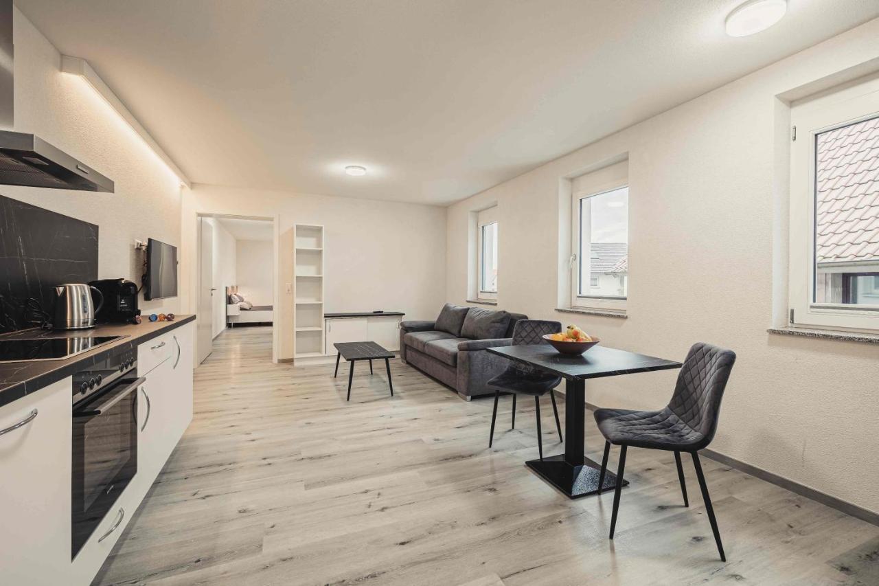 Ferienwohnungen Und Boardinghouse Heimbach In Renchen Bagian luar foto